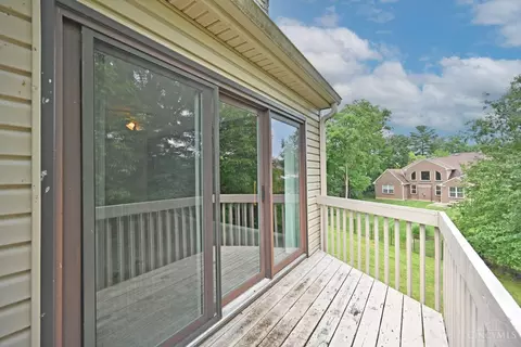Exterior - 7284 Galbraith Rd, Cincinnati, OH 45243 photo 6 of 15