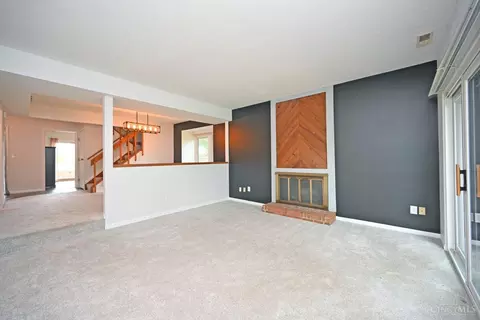 Living - 7284 Galbraith Rd, Cincinnati, OH 45243 photo 3 of 5