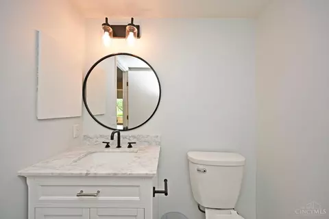 Bath - 7284 Galbraith Rd, Cincinnati, OH 45243 photo 1 of 4