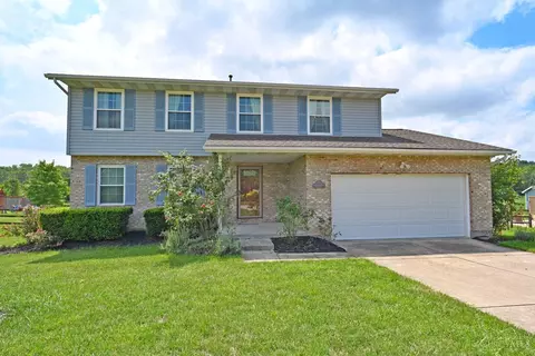 3037 Blue Heron Dr, Hamilton, OH 45011