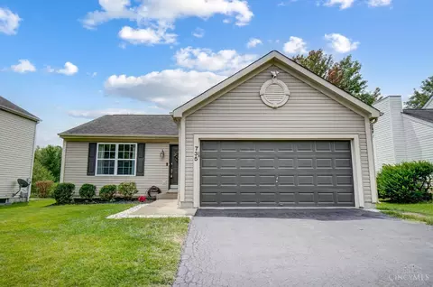 735 Weeping Willow Ln, Hamilton Township, OH 45039