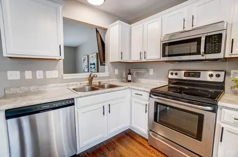 735 Weeping Willow Ln, Hamilton Township, OH 45039 photo 8