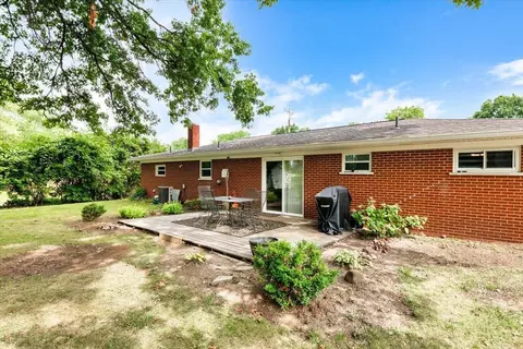 683 Wilfert Dr, Cincinnati, OH 45245 photo 6