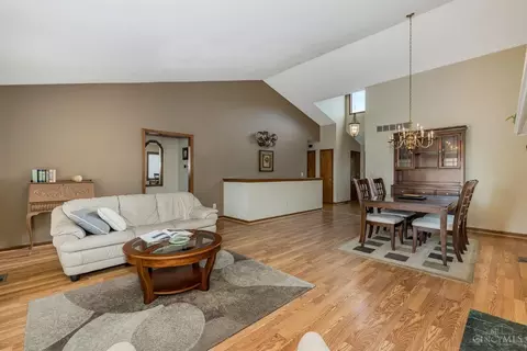 5804 Harborpoint Dr #11, Cincinnati, OH 45248 photo 6
