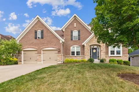 8629 Doris Pl, Cleves, OH 45002