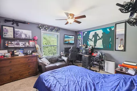 Bedroom - 8629 Doris Pl, Cleves, OH 45002 photo 5 of 5