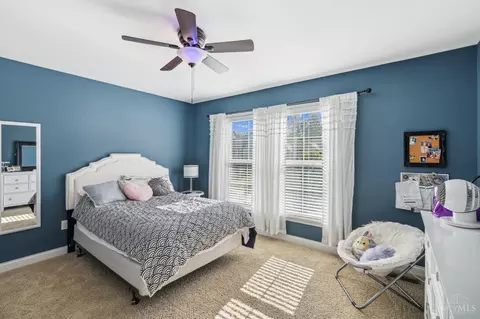 Bedroom - 8629 Doris Pl, Cleves, OH 45002 photo 3 of 5
