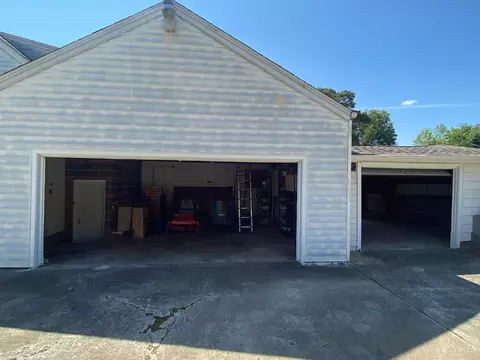 10559 Hamilton Ave, Cincinnati, OH 45231 photo 3