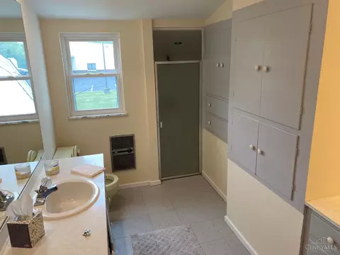 10559 Hamilton Ave, Cincinnati, OH 45231 photo 19