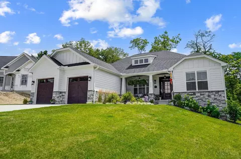 2112 Clough Chase Dr, Cincinnati, OH 45244