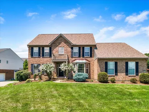 4069 Ivygrove Ln, Mason, OH 45040