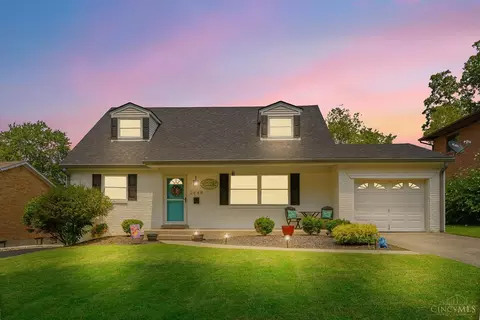 2648 Fairhill Dr, Cincinnati, OH 45239