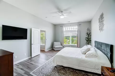 7876 Bridge Point Dr, Cincinnati, OH 45248 photo 27