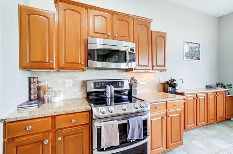 7876 Bridge Point Dr, Cincinnati, OH 45248 photo 19