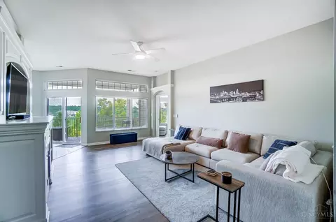 7876 Bridge Point Dr, Cincinnati, OH 45248 photo 8