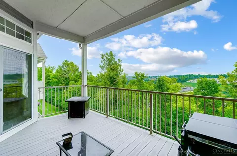 7876 Bridge Point Dr, Cincinnati, OH 45248 photo 38