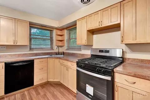 2340 Galbraith Rd, Cincinnati, OH 45237 photo 7