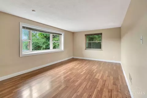 2340 Galbraith Rd, Cincinnati, OH 45237 photo 3