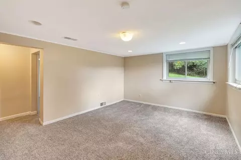 2340 Galbraith Rd, Cincinnati, OH 45237 photo 21
