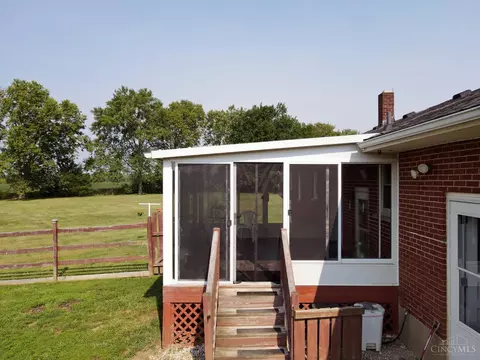Exterior - 3781 Eaton Rd, Hamilton, OH 45013 photo 9 of 11