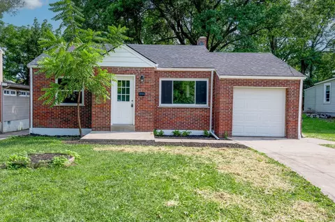 47 Shadybrook Dr, Cincinnati, OH 45216