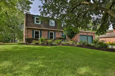 6527 Fountains Blvd, West Chester, OH 45069