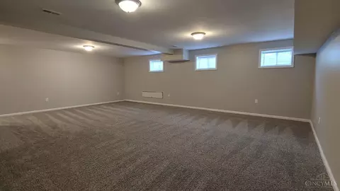Other - 960 Golfview Dr, Hamilton, OH 45013 photo 6 of 9