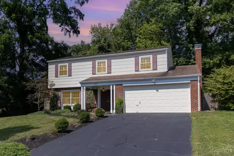 1579 Apple Hill Rd, Anderson Twp, OH 45230