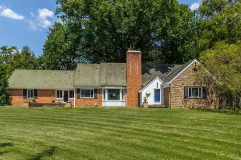 1580 Colonial Dr, Cincinnati, OH 45238