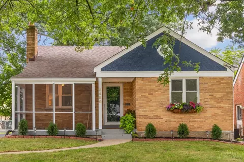 3456 Robb Ave, Cheviot, OH 45211
