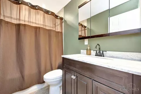 5320 Gander Dr, Cincinnati, OH 45238 photo 18