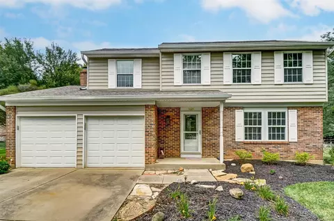 9225 Fields Dr, Mason, OH 45040