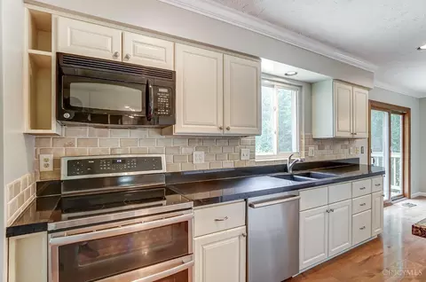9225 Fields Dr, Mason, OH 45040 photo 16