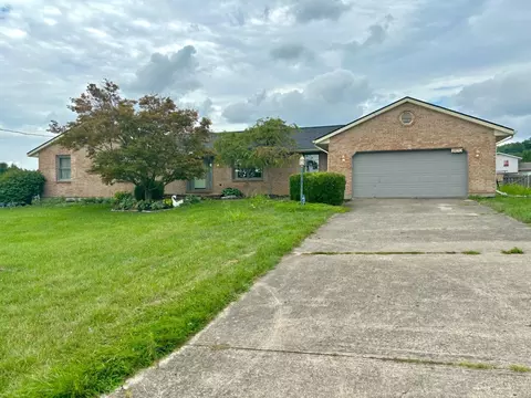 7570 Newkirk Dr, Hamilton, OH 45011