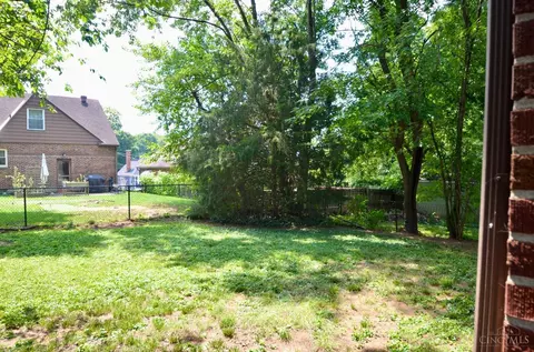 6519 Britton Ave, Cincinnati, OH 45227 photo 29