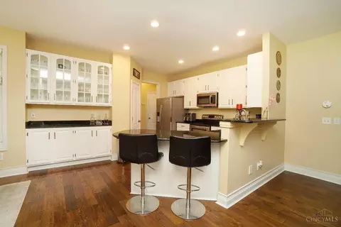 769 Dorgene Ln, Cincinnati, OH 45244 photo 9