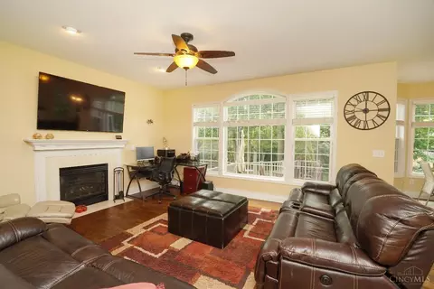 769 Dorgene Ln, Cincinnati, OH 45244 photo 4