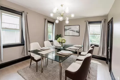 Dining - 429 Wilkinson St, Cincinnati, OH 45206 photo 2 of 2