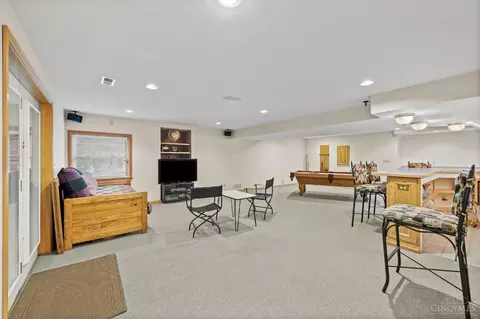 8443 Greenleaf Dr, Cincinnati, OH 45255 photo 38