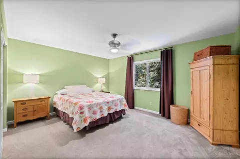 8443 Greenleaf Dr, Cincinnati, OH 45255 photo 30