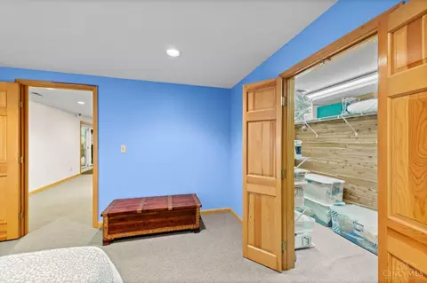 8443 Greenleaf Dr, Cincinnati, OH 45255 photo 42