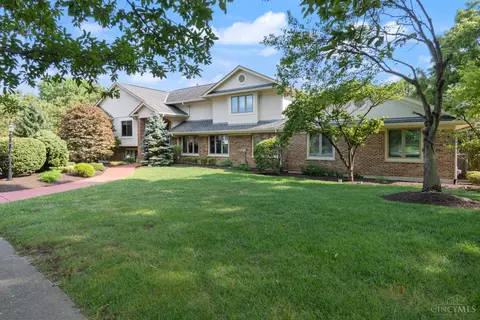 2179 Raeburn Dr, Cincinnati, OH 45223