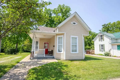 317 Main St, Bethel, OH 45106