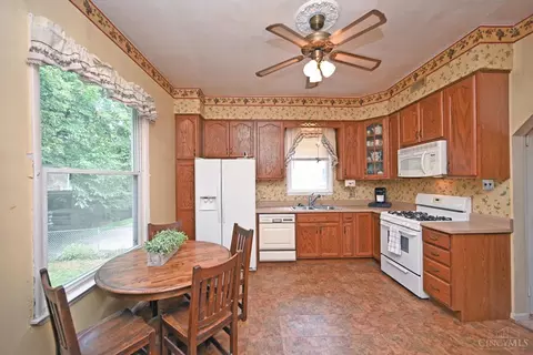 2916 Urwiler Ave, Cincinnati, OH 45211 photo 25