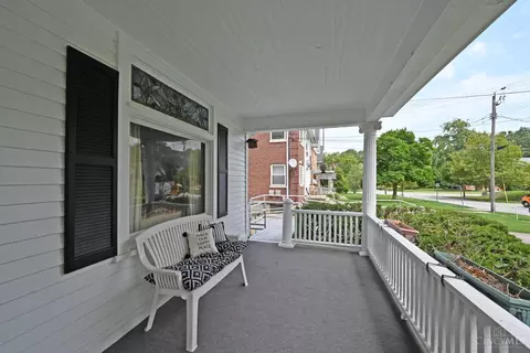 2916 Urwiler Ave, Cincinnati, OH 45211 photo 4