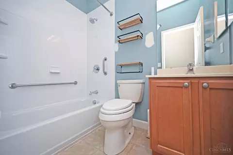 Bath - 4274 Gensen Loop, Cincinnati, OH 45245 photo 3 of 4