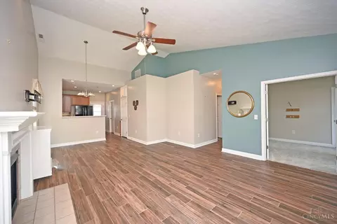 Living - 4274 Gensen Loop, Cincinnati, OH 45245 photo 2 of 5