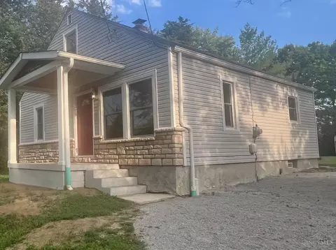 5623 Horseshoe Bend Rd, Hamilton, OH 45011