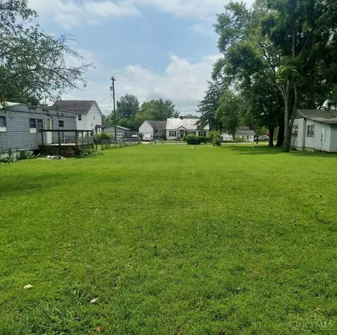 88 Cobler St, Peebles, OH 45660