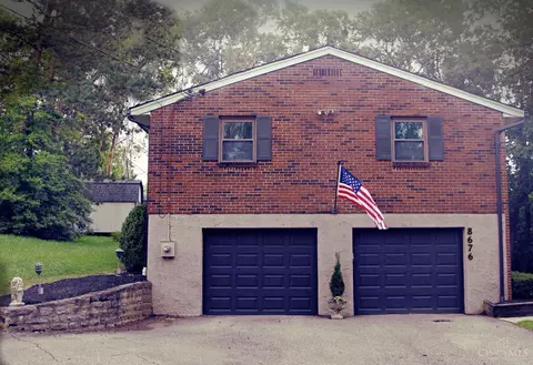 8676 Indianwoods Dr, Colerain Twp, OH 45251